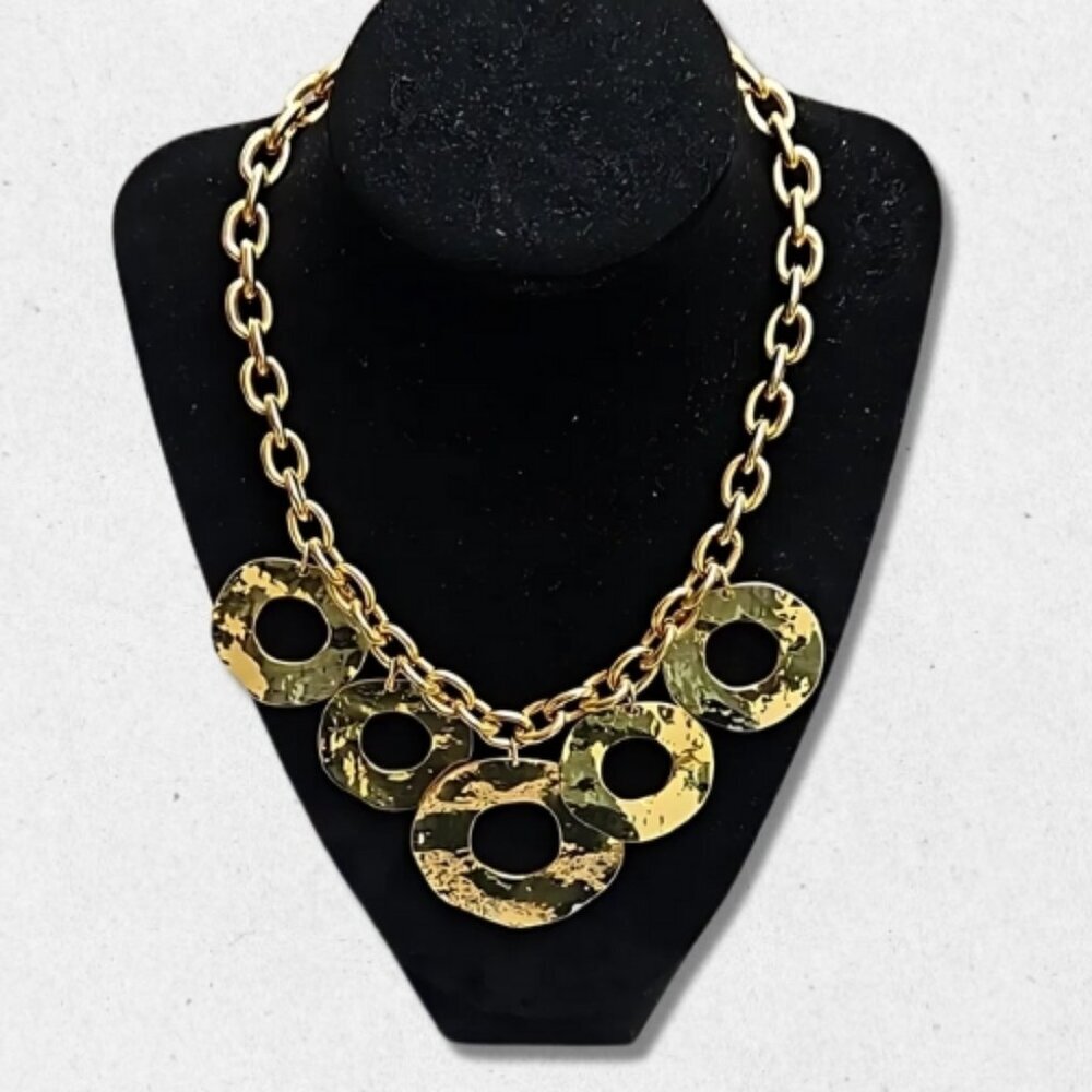 COPY - Chucky Chain Dangling Necklace Textured Eternity Circle Pendant Gold Wom…